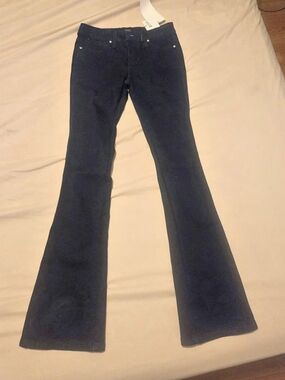 RISE Rosa Flare Jeans